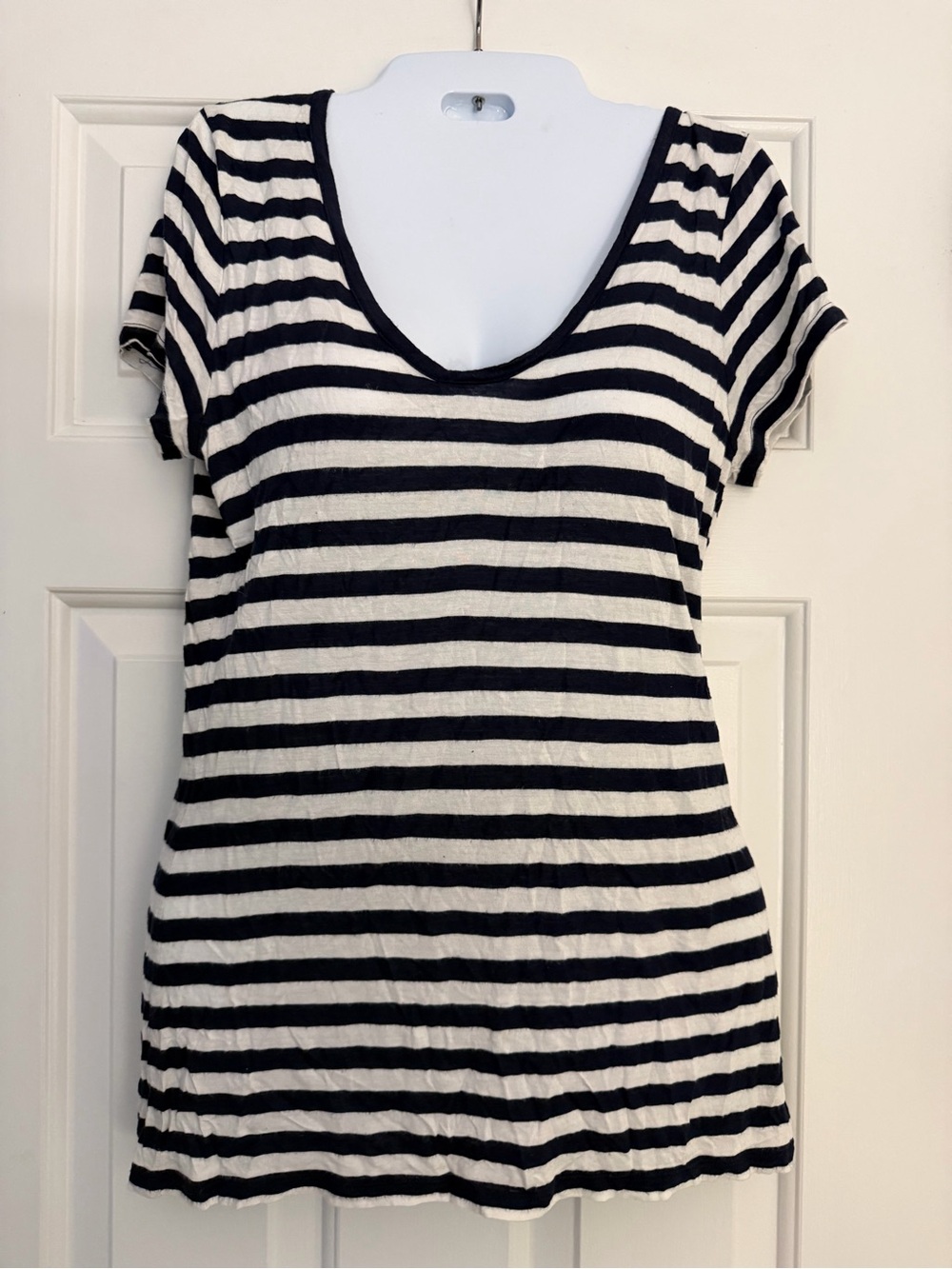 Women’s Gap Striped T-Shirt Size M – Black & White Short Sleeve Scoop Neck